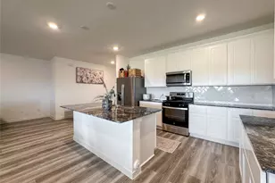 8706 Marlow Dr, Texas City, TX 77591 - Photo 9