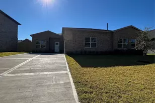 2607 Piemonte Ave Circle, Spring, TX 77388 - Photo 3