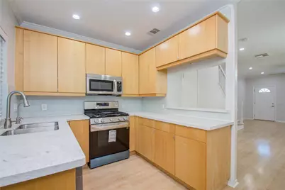 2910 Grants Lake Boulevard #1801, Sugar Land, TX 77479 - Photo 9