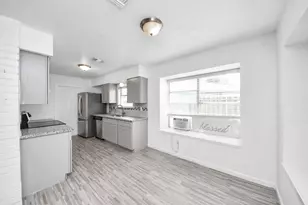 7410 La Pl Dr, Houston, TX 77083 - Photo 11