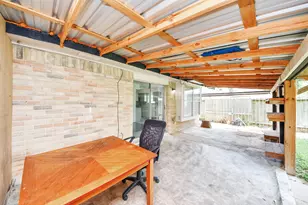 7410 La Pl Dr, Houston, TX 77083 - Photo 31