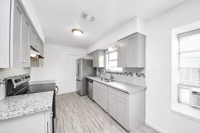 7410 La Place Drive, Houston, TX 77083 - Photo 15
