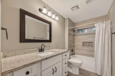2119 Braesmeadow Lane, Sugar Land, TX 77479 - Photo 21