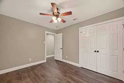 2119 Braesmeadow Lane, Sugar Land, TX 77479 - Photo 27