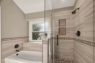 2119 Braesmeadow Ln, Sugar Land, TX 77479 - Photo 33