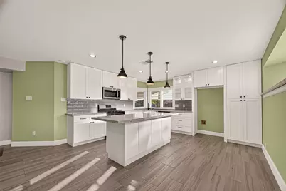 2119 Braesmeadow Lane, Sugar Land, TX 77479 - Photo 13