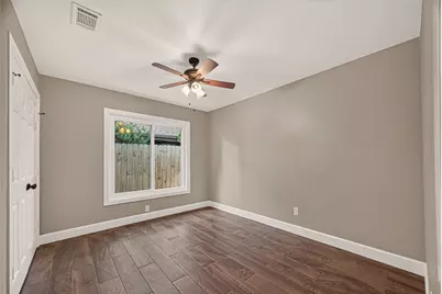 2119 Braesmeadow Lane, Sugar Land, TX 77479 - Photo 25