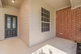 136 April Cove, Conroe, TX 77356 - Photo 3