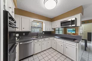 5934 Theall Rd, Houston, TX 77066 - Photo 9