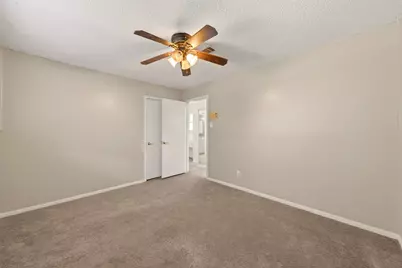 5934 Theall Road, Houston, TX 77066 - Photo 19