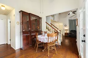 108 Coffee Ln, Lake Jackson, TX 77566 - Photo 3