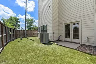650 Westcross St, Houston, TX 77018 - Photo 25