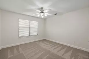 650 Westcross St, Houston, TX 77018 - Photo 5
