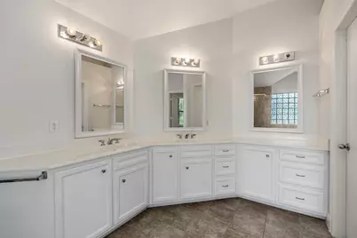 650 Westcross Street #42, Houston, TX 77018 - Photo 23