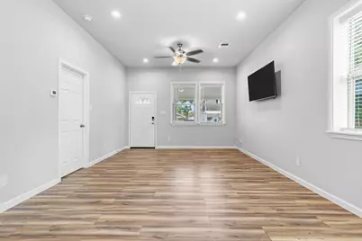 1505 Hussion Street, Houston, TX 77003 - Photo 15