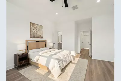 2826 Versailles Oak Lane, Houston, TX 77092 - Photo 7