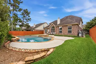 115 S Rocky Point Cir, The Woodlands, TX 77389 - Photo 1