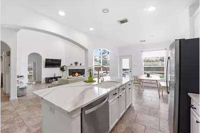115 S Rocky Point Circle, The Woodlands, TX 77389 - Photo 15