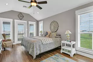 3902 Warrior Ct, Galveston, TX 77554 - Photo 31