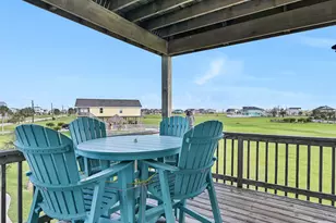 3902 Warrior Ct, Galveston, TX 77554 - Photo 7