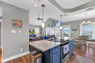 3902 Warrior Ct, Galveston, TX 77554 - Photo 23