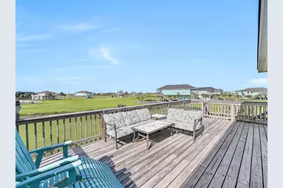 3902 Warrior Court, Galveston, TX 77554 - Photo 9