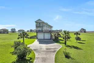 3902 Warrior Ct, Galveston, TX 77554 - Photo 41