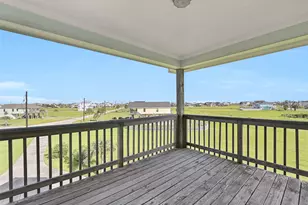 3902 Warrior Ct, Galveston, TX 77554 - Photo 35