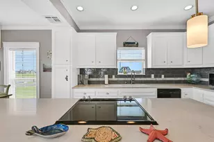 3902 Warrior Ct, Galveston, TX 77554 - Photo 21