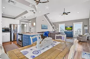 3902 Warrior Ct, Galveston, TX 77554 - Photo 17