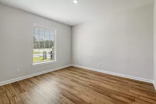 15761 Bayberry Trce Dr, Conroe, TX 77303 - Photo 9