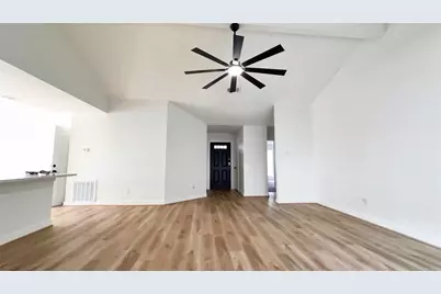 21710 Nickerton Ln, Spring, TX 77388 - Photo 5