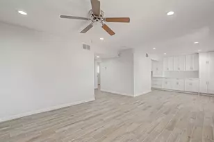 7510 Shadyvilla Ln, Houston, TX 77055 - Photo 7