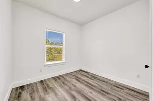 9103 Grady St, Houston, TX 77016 - Photo 15