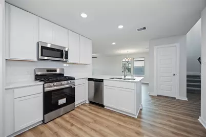 803 Clear Valley Lane, Dayton, TX 77535 - Photo 7