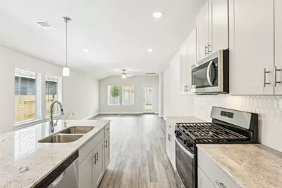 18721 Timber Glen Drive, Montgomery, TX 77316 - Photo 11