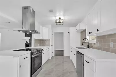 1 S Heights Street, La Marque, TX 77568 - Photo 11