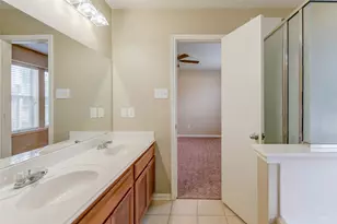 13146 Lawsons Creek Ln, Houston, TX 77072 - Photo 27