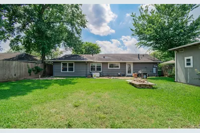 1918 Huge Oaks Street, Houston, TX 77055 - Photo 3