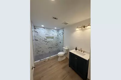1918 Huge Oaks Street, Houston, TX 77055 - Photo 35