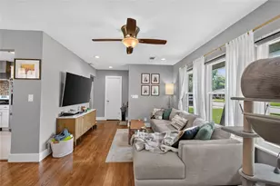 1918 Huge Oaks St, Houston, TX 77055 - Photo 13