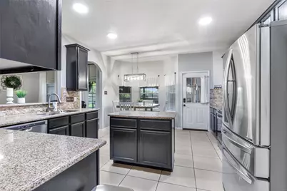 7903 Veranda Drive, Cove, TX 77523 - Photo 5