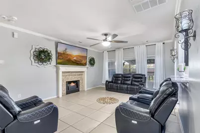 7903 Veranda Drive, Cove, TX 77523 - Photo 7