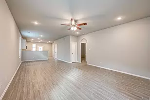 31738 Wellington Pass, Fulshear, TX 77441 - Photo 5