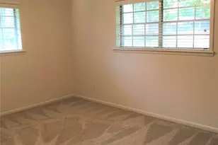 2101 Glenda Blvd, Brenham, TX 77833 - Photo 9