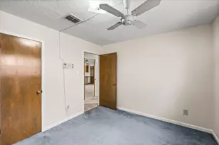211 Andorra Ln, Houston, TX 77015 - Photo 27