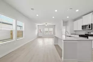 11975 Wisteria Mdws Dr, Willis, TX 77318 - Photo 5