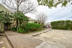 6503 Mapleridge St, Houston, TX 77081 - Photo 3