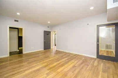 6503 Mapleridge Street, Houston, TX 77081 - Photo 15