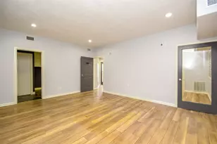 6503 Mapleridge St, Houston, TX 77081 - Photo 15